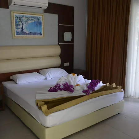 Park Hotel 2*